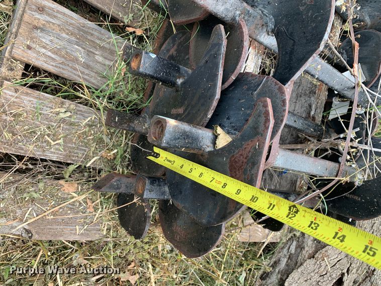 image for item JT9839 Approximately 50 pallets of electrical components 