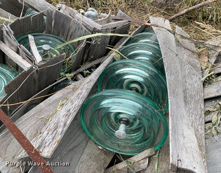 image for item JT9839 Approximately 50 pallets of electrical components 