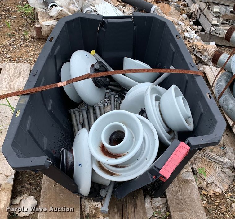 image for item JT9839 Approximately 50 pallets of electrical components 