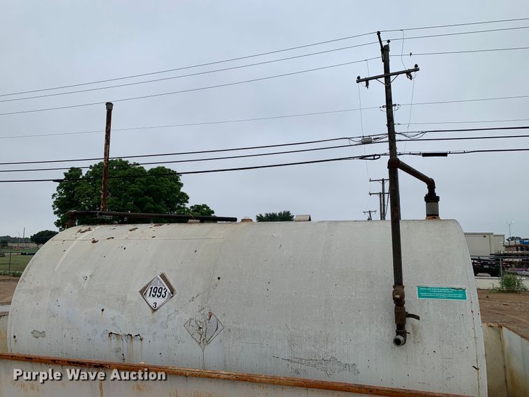 image for item JT9843 Fuel tank