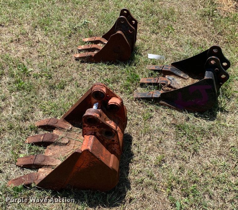 image for item JT9849 (3) mini excavator buckets