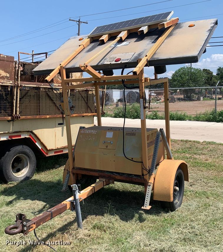 image for item JT9850 Amida 320-241 arrow board trailer