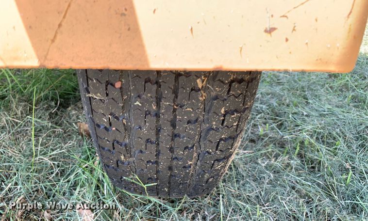 image for item JT9850 Amida 320-241 arrow board trailer