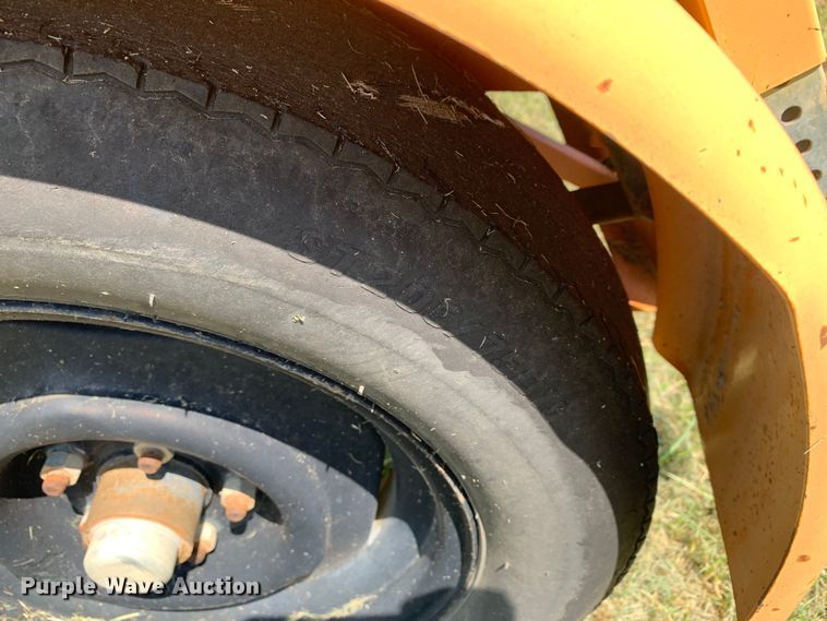 image for item JT9850 Amida 320-241 arrow board trailer