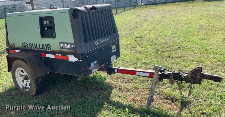 image for item JT9860 Sullair 185DPQCAT air compressor