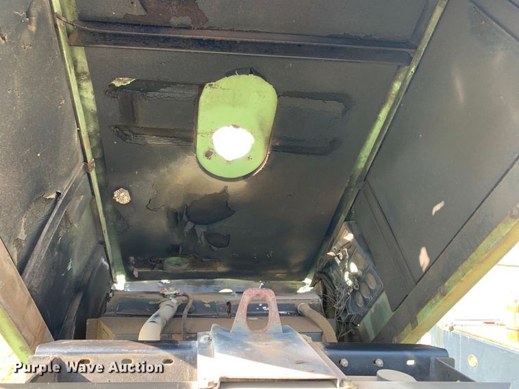 image for item JT9860 Sullair 185DPQCAT air compressor