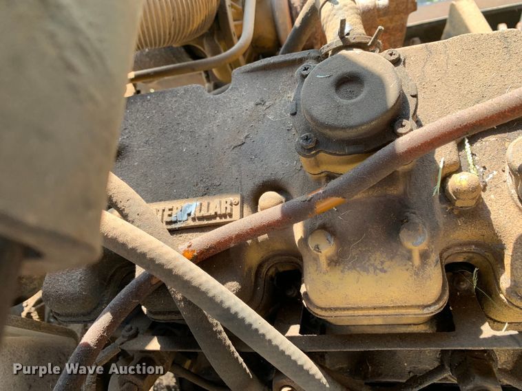 image for item JT9860 Sullair 185DPQCAT air compressor