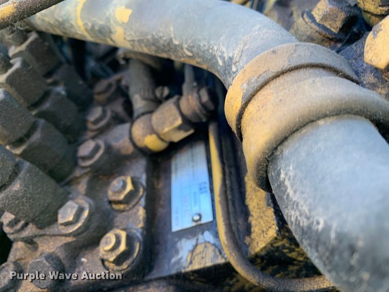 image for item JT9860 Sullair 185DPQCAT air compressor