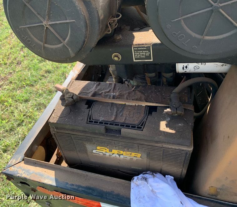 image for item JT9860 Sullair 185DPQCAT air compressor