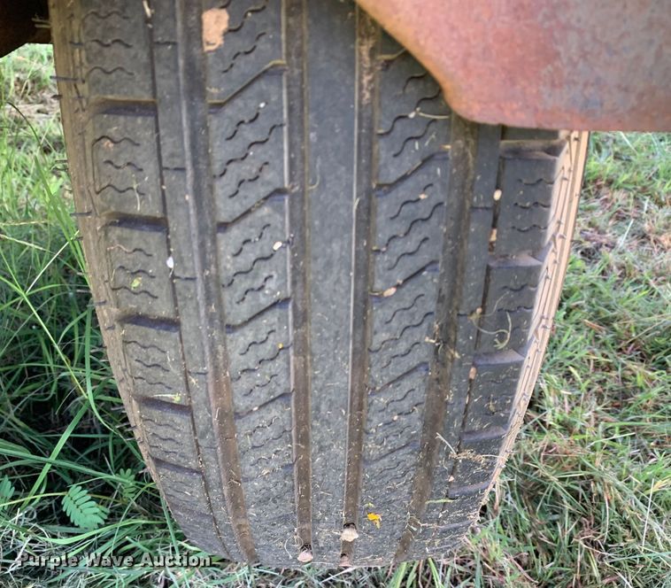 image for item JT9860 Sullair 185DPQCAT air compressor