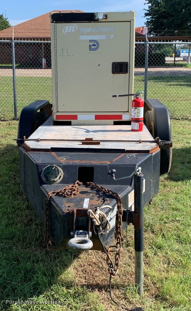 image for item JT9861 2008 Ingersoll-rand  130 air compressor