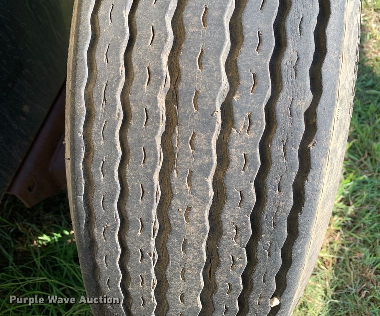 image for item JT9861 2008 Ingersoll-rand  130 air compressor