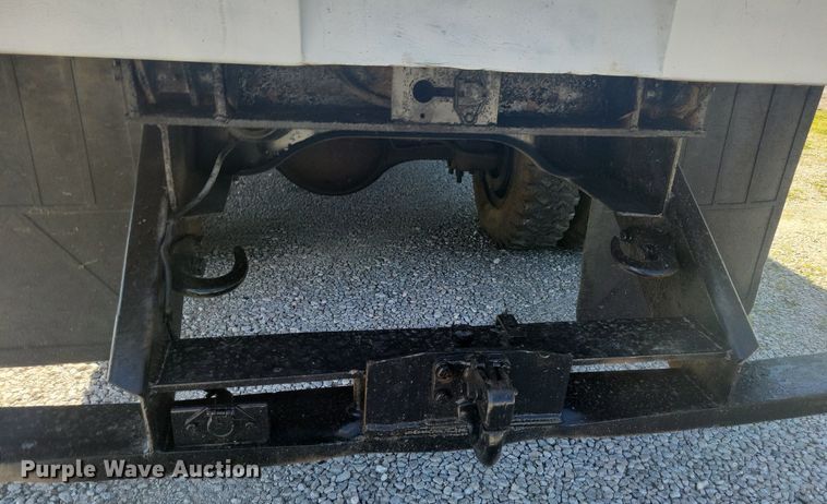 image for item KB9021 1991 Ford F700 bucket truck