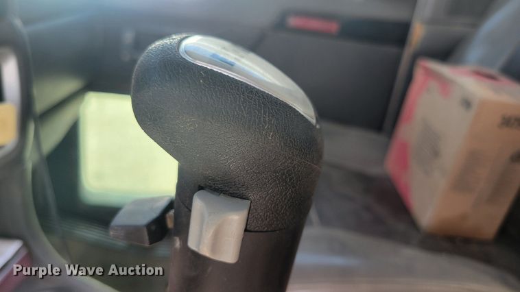 image for item KB9041 2012 Kenworth T800 hydrovac truck