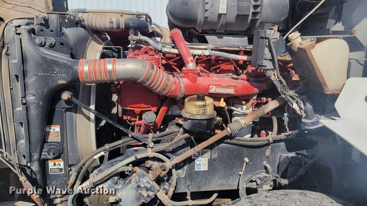 image for item KB9041 2012 Kenworth T800 hydrovac truck