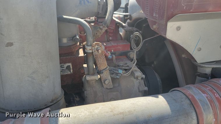 image for item KB9041 2012 Kenworth T800 hydrovac truck