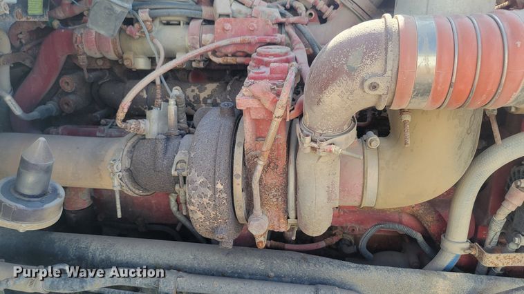 image for item KB9041 2012 Kenworth T800 hydrovac truck