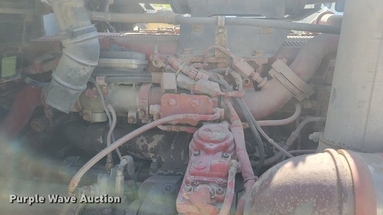 image for item KB9041 2012 Kenworth T800 hydrovac truck