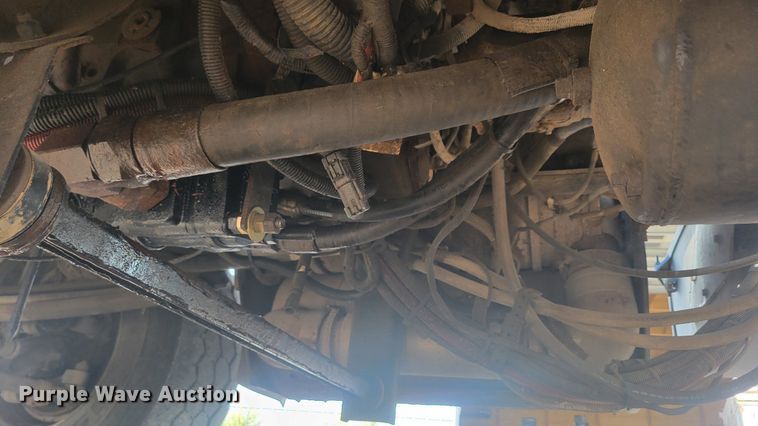 image for item KB9041 2012 Kenworth T800 hydrovac truck