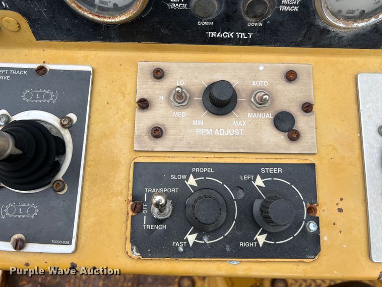 image for item KV9804 1993 Vermeer T555 trencher
