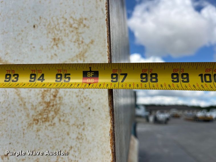 image for item LD9415 1993 Mack DM690S water truck