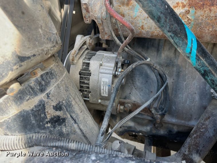 image for item LD9415 1993 Mack DM690S water truck