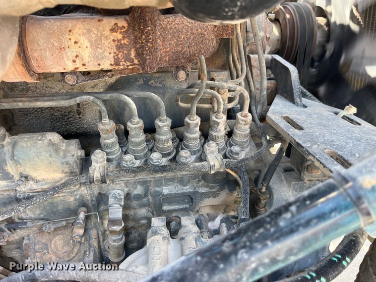 image for item LD9415 1993 Mack DM690S water truck