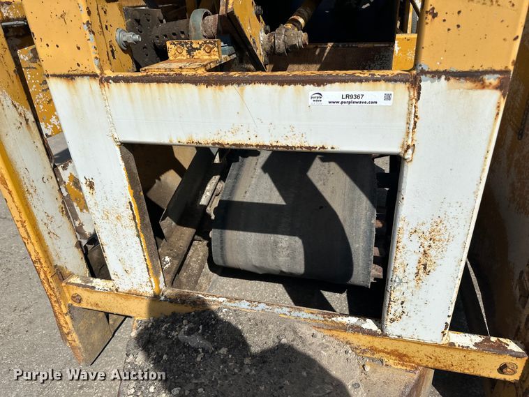 image for item LR9367 Kohlman  202AA screen