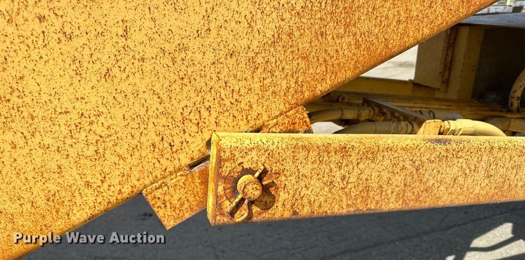 image for item LR9367 Kohlman  202AA screen