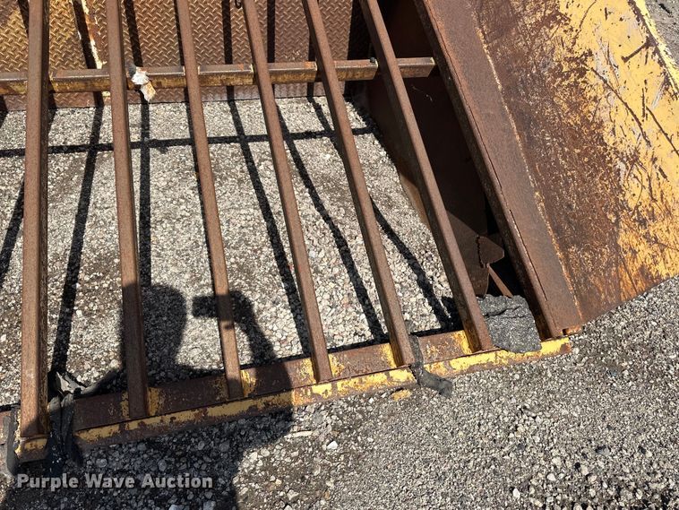 image for item LR9367 Kohlman  202AA screen