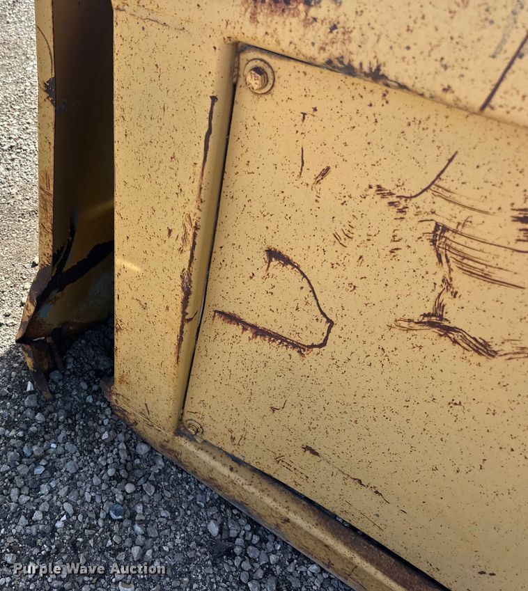 image for item LR9367 Kohlman  202AA screen