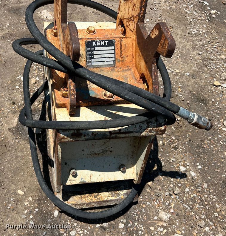 image for item LU9848 Mini excavator compactors