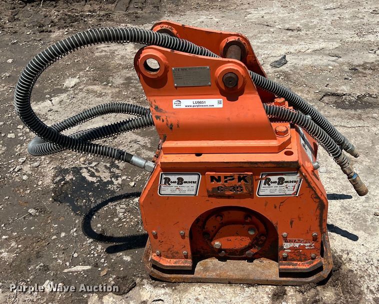 image for item LU9851 NPK C3D plate compactor