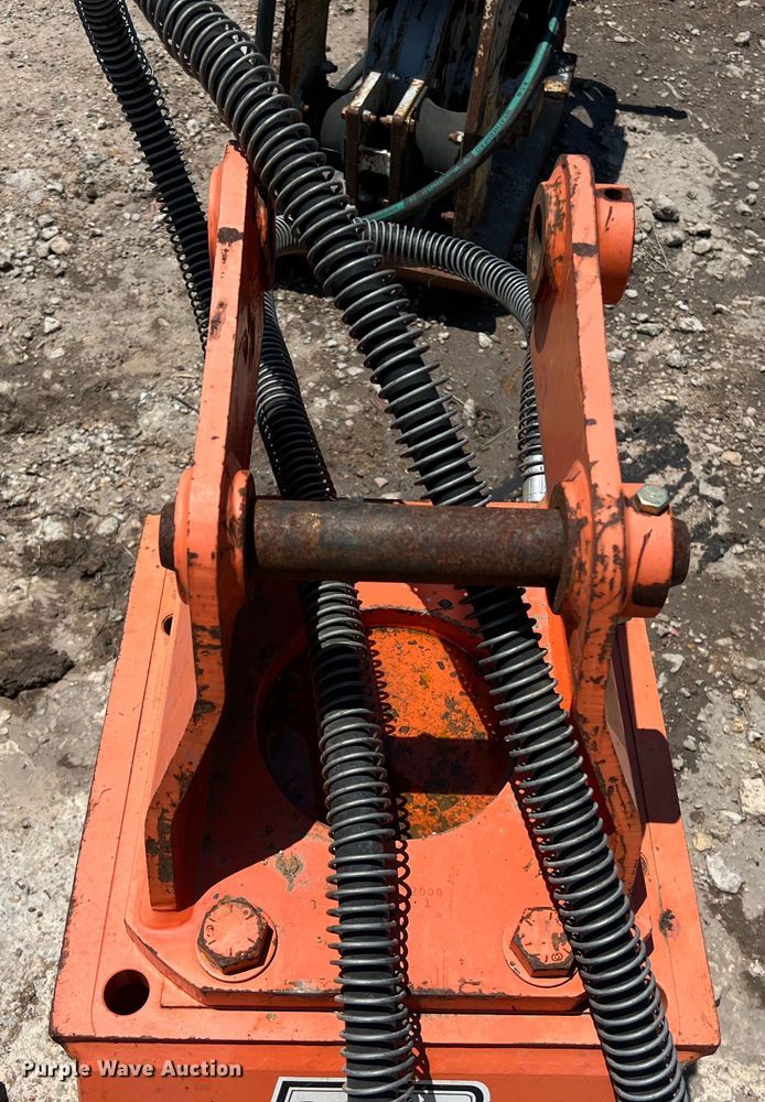 image for item LU9851 NPK C3D plate compactor