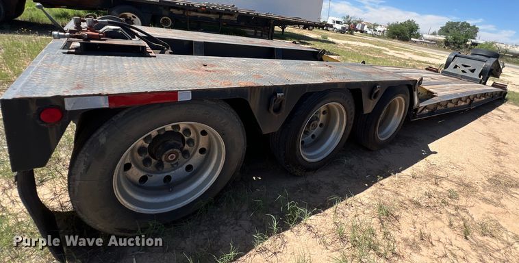 image for item LU9870 1994 Etnyre RTB40TD3-T1 lowboy equipment trailer