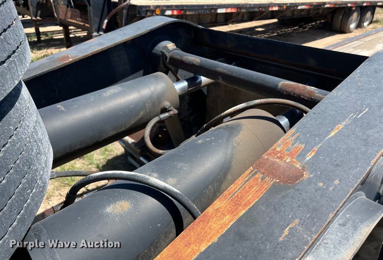 image for item LU9870 1994 Etnyre RTB40TD3-T1 lowboy equipment trailer