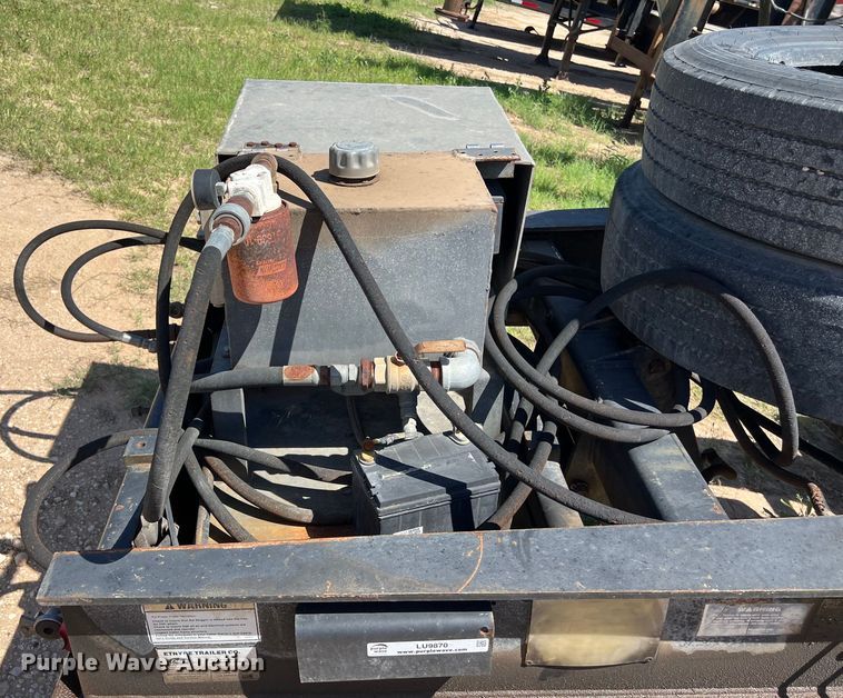 image for item LU9870 1994 Etnyre RTB40TD3-T1 lowboy equipment trailer