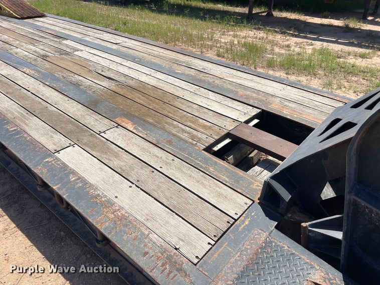 image for item LU9870 1994 Etnyre RTB40TD3-T1 lowboy equipment trailer