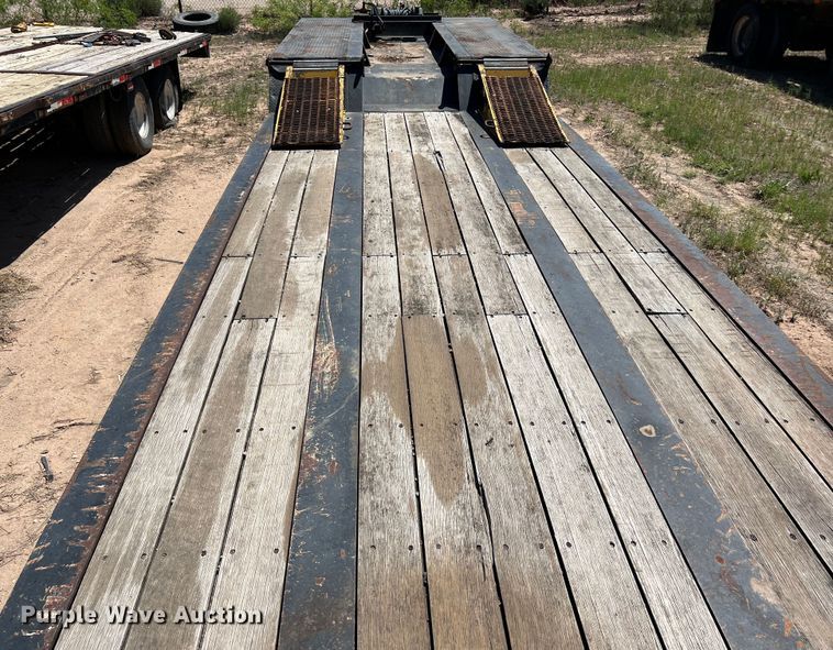 image for item LU9870 1994 Etnyre RTB40TD3-T1 lowboy equipment trailer