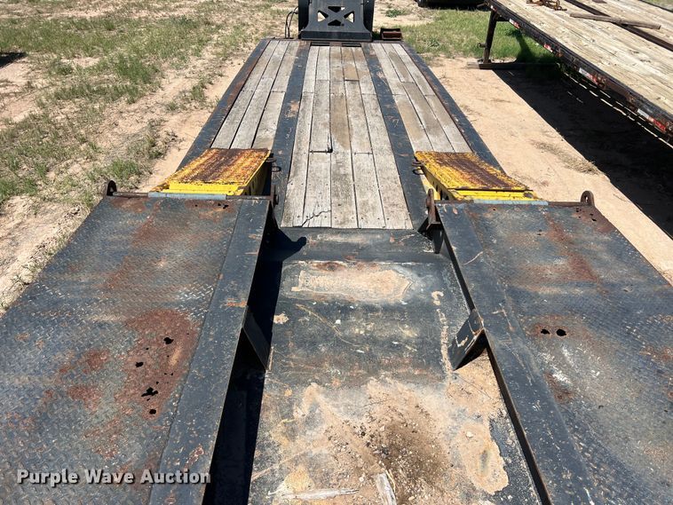 image for item LU9870 1994 Etnyre RTB40TD3-T1 lowboy equipment trailer