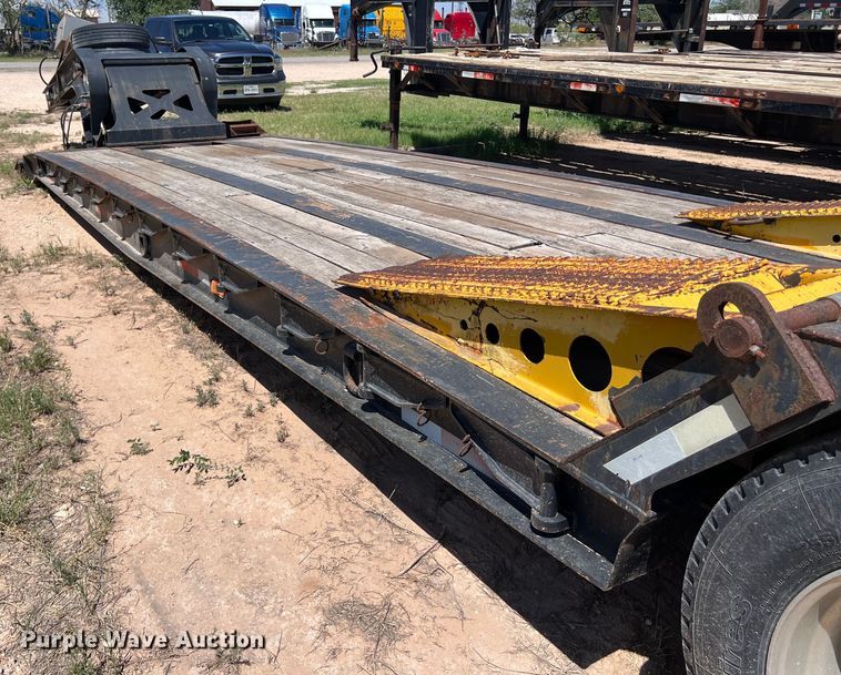 image for item LU9870 1994 Etnyre RTB40TD3-T1 lowboy equipment trailer