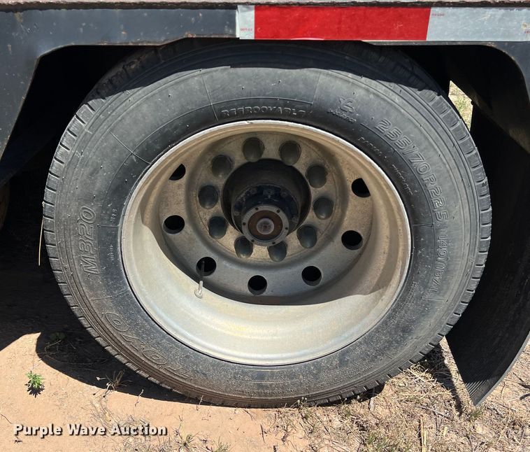 image for item LU9870 1994 Etnyre RTB40TD3-T1 lowboy equipment trailer