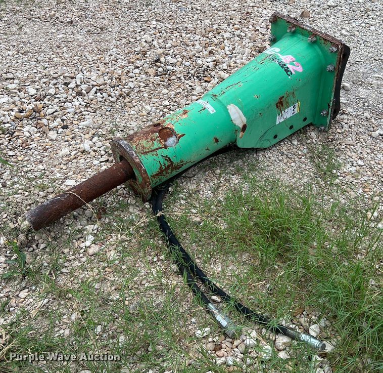 image for item LU9881 2012 Tramac SC42 breaker