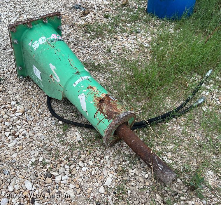 image for item LU9881 2012 Tramac SC42 breaker