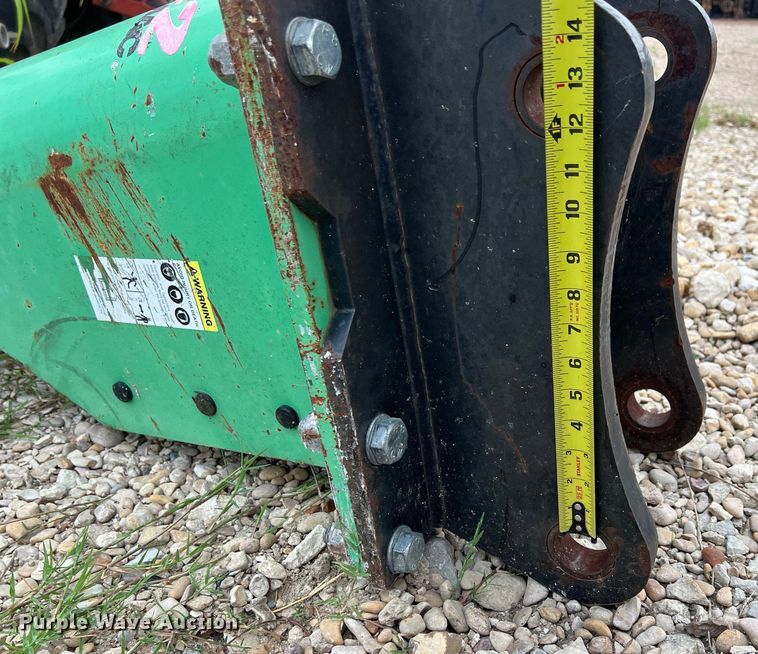 image for item LU9881 2012 Tramac SC42 breaker