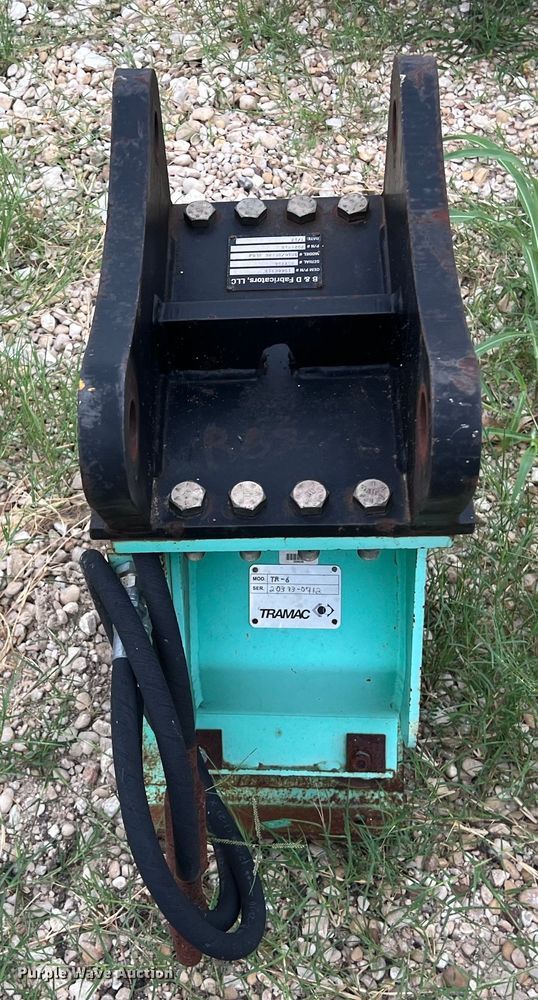 image for item LU9882 Tramac TR-6 plate compactor