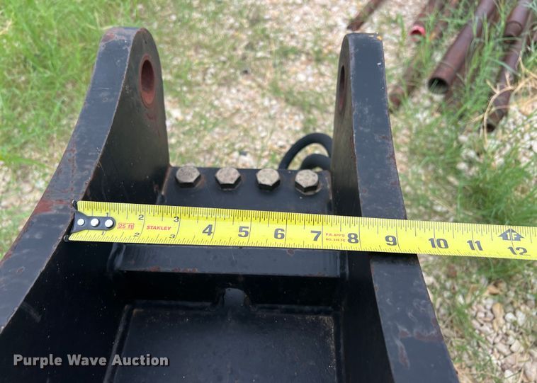 image for item LU9882 Tramac TR-6 plate compactor