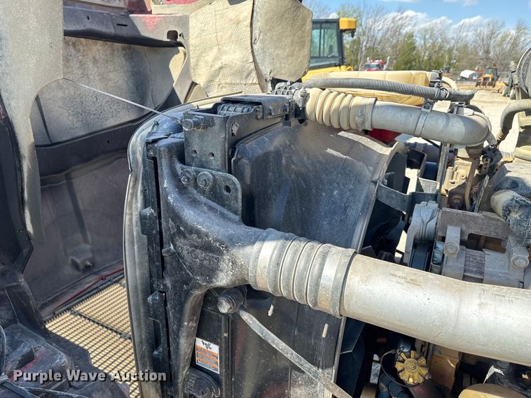 image for item ND9064 2010 Kenworth T800 dump truck