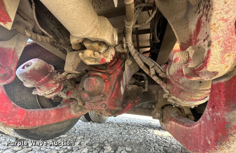 image for item ND9064 2010 Kenworth T800 dump truck