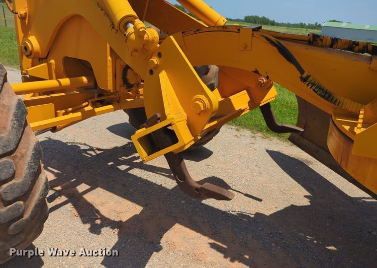 image for item NG9784 1994 Dresser 870 motor grader